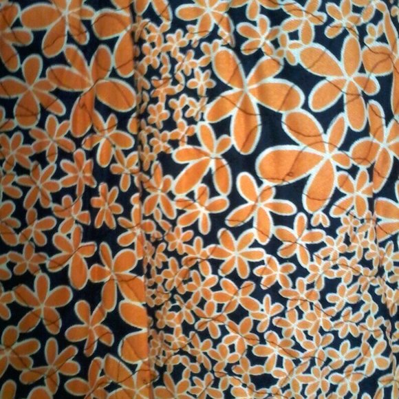 Groovy Vintage Kay Silver Orange Daisy Print Skirt - Picture 2 of 6
